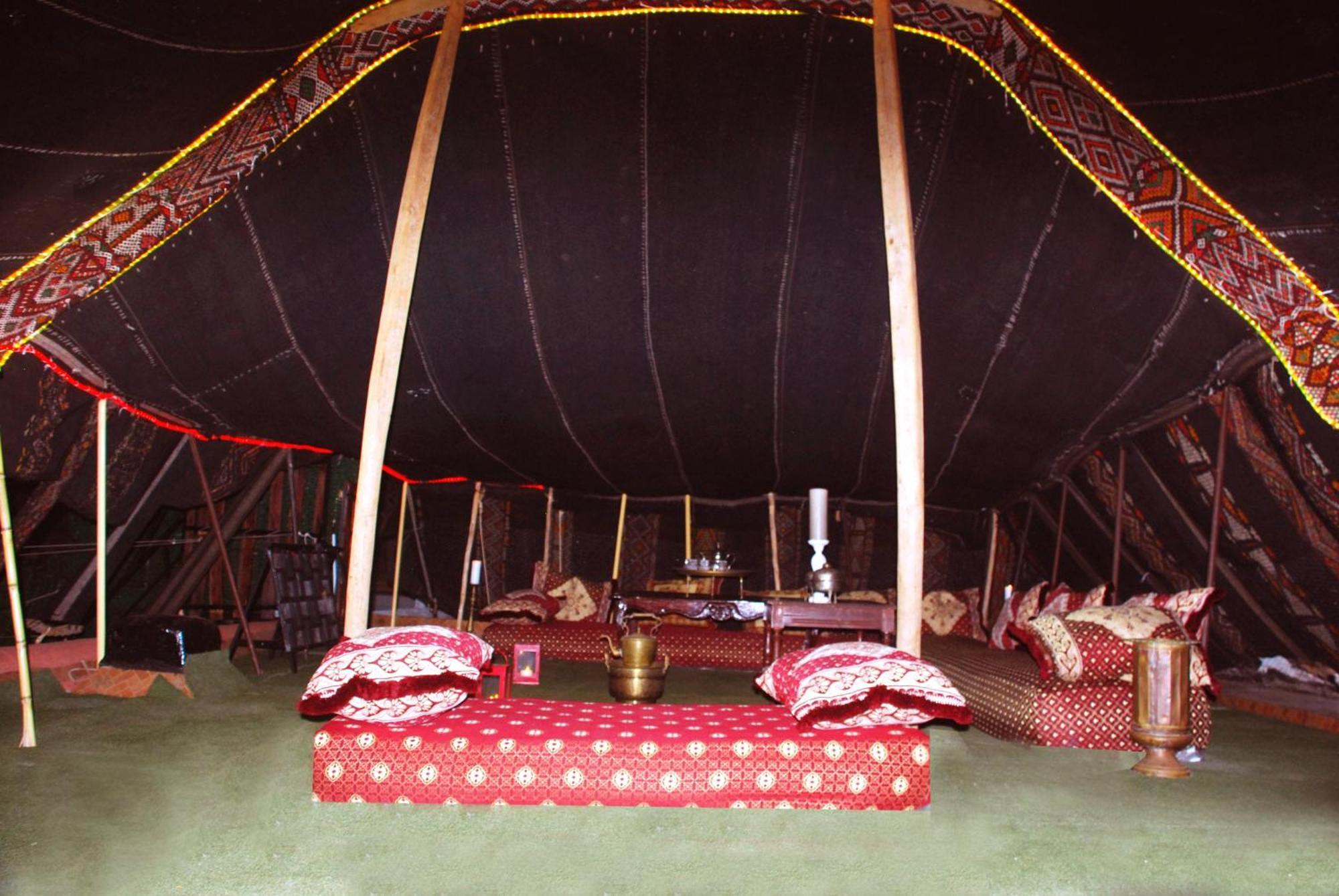 Dar Lghzal Special Offer In Rabat Winner Of Guest Experience 2025 Awards Traditional Sahrawi And Berber Privative Villa With Swimming Pool Jacuzzi Sea View And On Site Restaurant Ideal For Family And Groups In Rabat'S Center No Car Required 외부 사진
