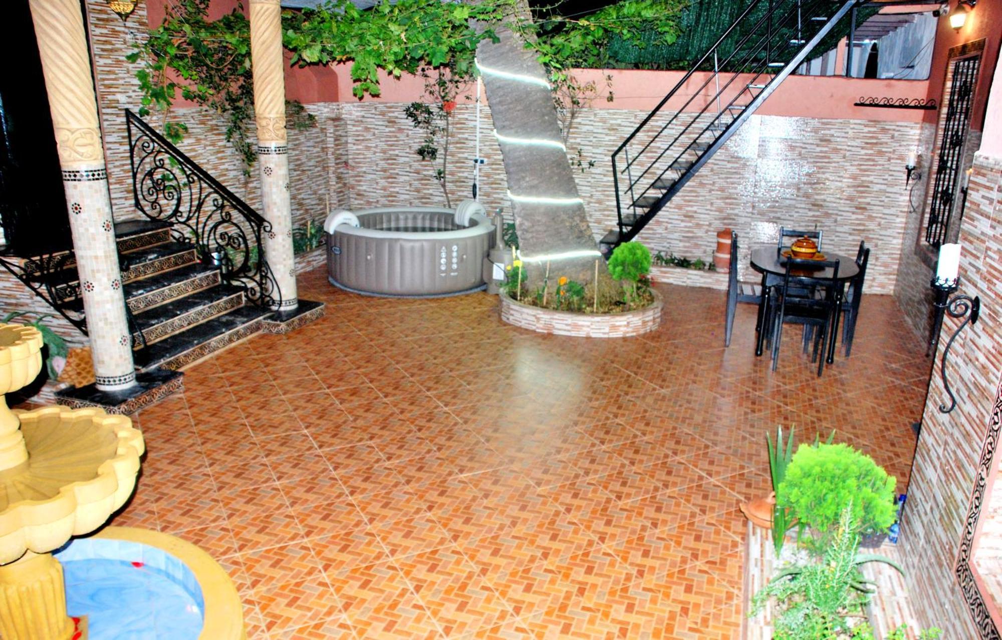 Dar Lghzal Special Offer In Rabat Winner Of Guest Experience 2025 Awards Traditional Sahrawi And Berber Privative Villa With Swimming Pool Jacuzzi Sea View And On Site Restaurant Ideal For Family And Groups In Rabat'S Center No Car Required 외부 사진